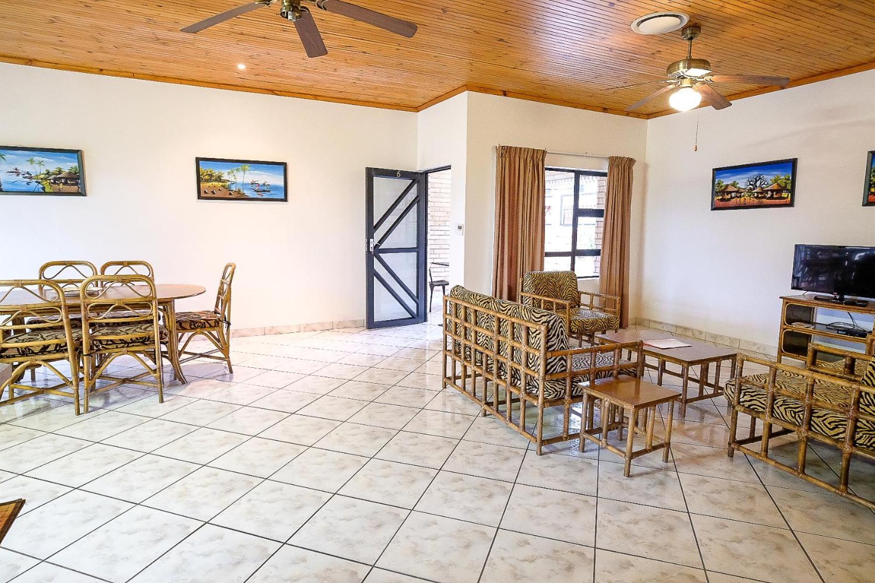 Lake St Lucia Villas エクステリア 写真