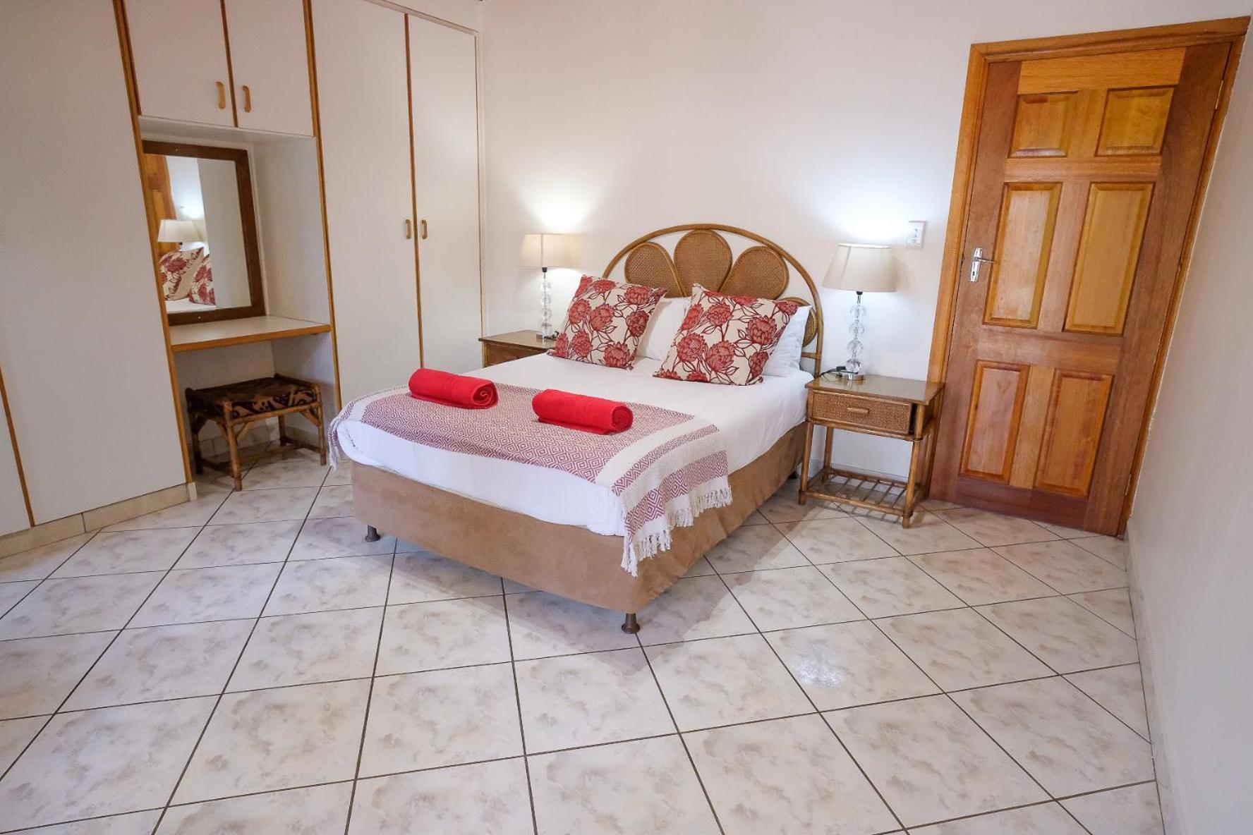 Lake St Lucia Villas エクステリア 写真