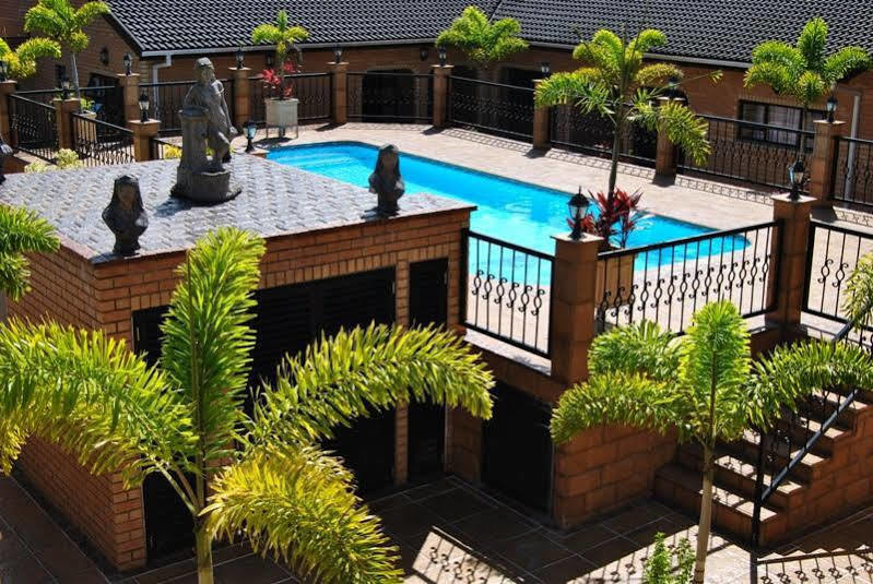 Lake St Lucia Villas エクステリア 写真